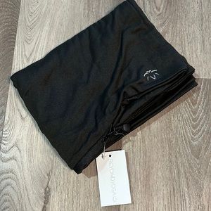 Black Pocket Infinity Scarf